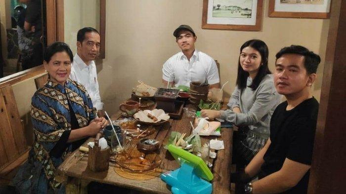 Malam di Warung Klangenan: Suguhan Rasa yang Menggoda Jiwa